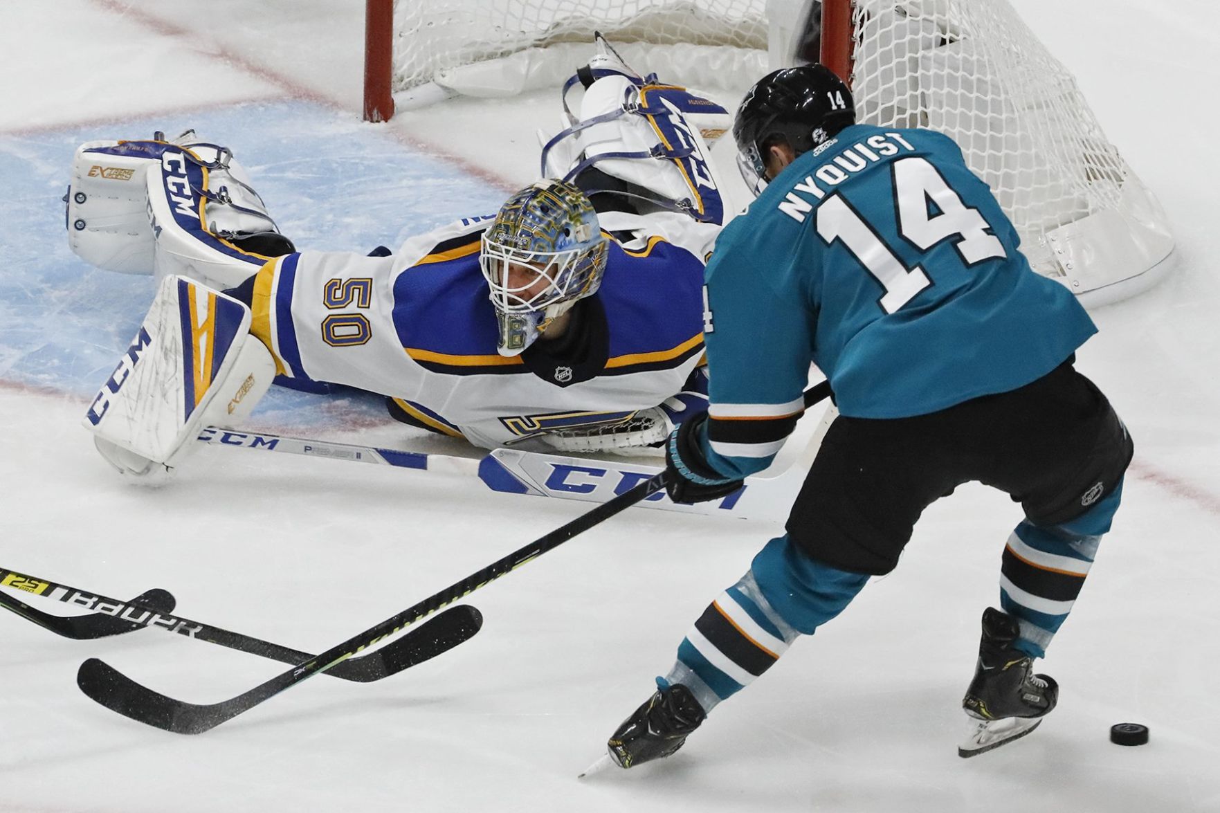 Blues and Sharks square off in third round